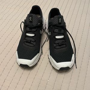 On running women’s shoes